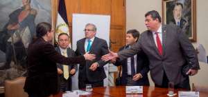 A la suscripci&oacute;n asistieron los 9 rectores, quienes expresaron su satisfacci&oacute;n por el acuerdo.