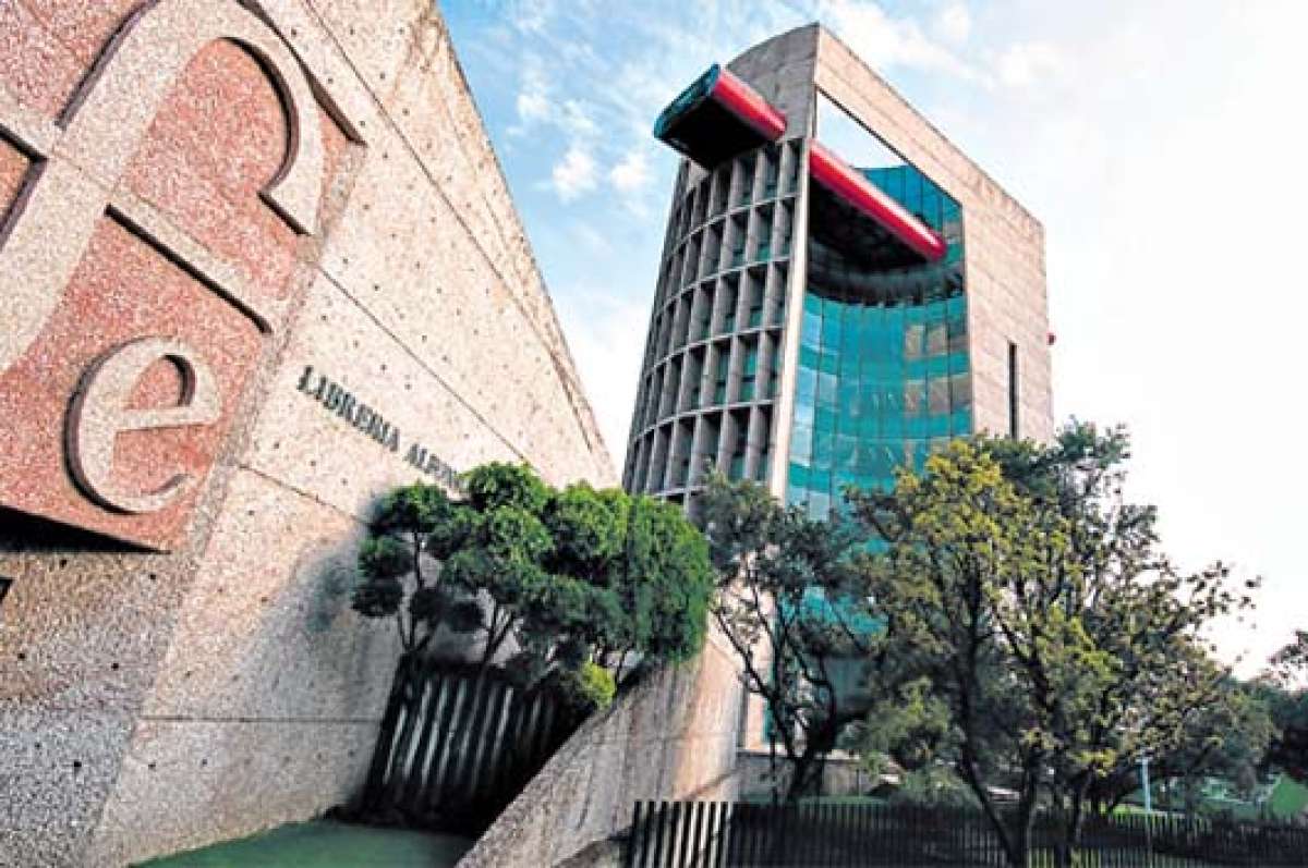 La sede en M&eacute;xico del FCE, que durante este a&ntilde;o celebra sus ocho d&eacute;cadas de fundaci&oacute;n. Foto: Internet