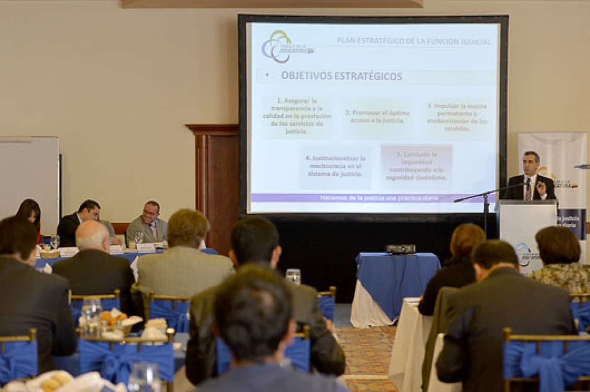 El presidente del Consejo de la Judicatura explica los objetivos estrat&eacute;gicos planeados hasta el 2019 para garantizar el acceso a la justicia. Foto: Miguel Jim&eacute;nez.
