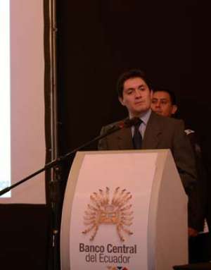 El presidente del BCE, Diego Mart&iacute;nez, impulsa cambios en el exinstituto emisor. 