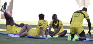 &Eacute;nner Valencia jugar&iacute;a como volante por izquierda ante Paraguay (alineaci&oacute;n)