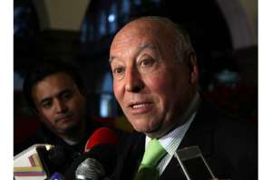 CAF elogia el manejo econ&oacute;mico