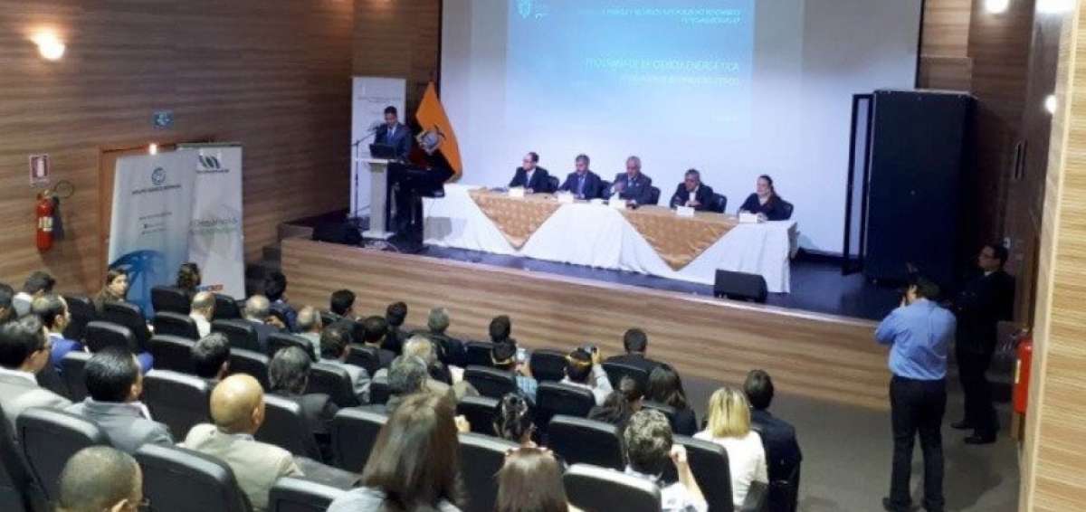 Ecuador confirm&oacute; su respaldo a la iniciativa mundial &ldquo;Cero quema regular de gas para 2030".