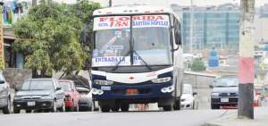 El cambio de rutas por efectos del terremoto afectar&iacute;a a la implementaci&oacute;n de paradas, seg&uacute;n choferes.