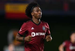 Ángelo Preciado jugará la Europa League con el Praga