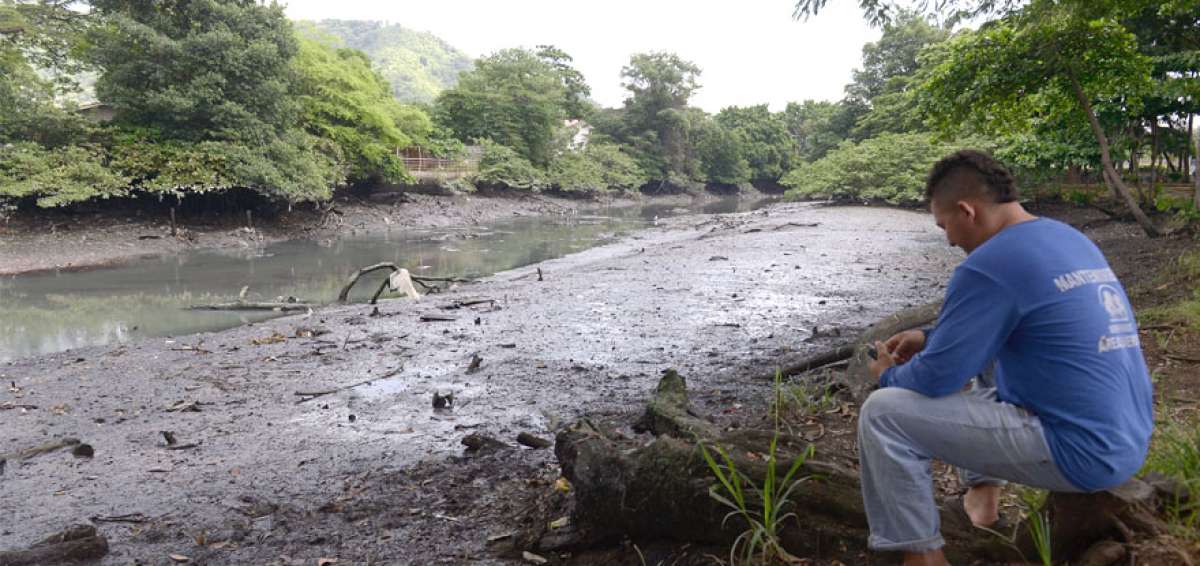 El Municipio de Guayaquil inici&oacute; controles sobre las empresas y personas que contaminan los afluentes locales.