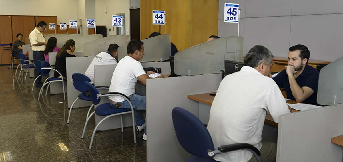 La petici&oacute;n de la devoluci&oacute;n del exceso pagado se la podr&aacute; realizar hasta dentro de tres a&ntilde;os contados, desde la fecha de la declaraci&oacute;n.