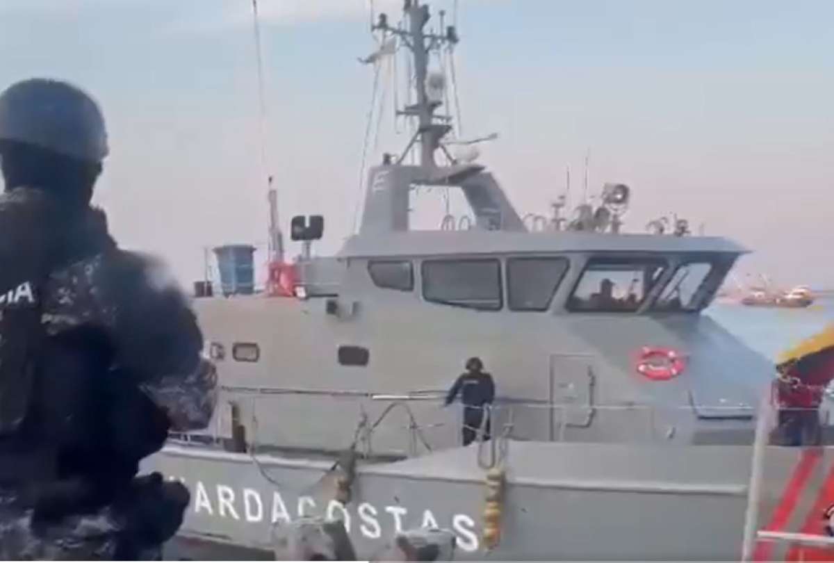 El Bloque de Seguridad incautó dos toneladas e droga en las costas de Manabí