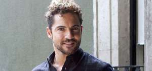 El protagonista del audiovisual es el agua, en recuerdo al mar que ba&ntilde;a Almer&iacute;a. Ah&iacute; Bisbal grab&oacute; hasta 7 horas sumergido lo que le afect&oacute; la vista.