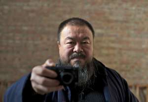 Gran Breta&ntilde;a concede visa limitada al disidente chino Ai Weiwei