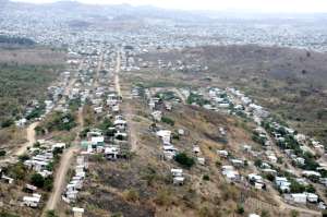 Monte Sina&iacute;, en el noroeste de Guayaquil, actualmente es el asentamiento humano irregular m&aacute;s grande que hay en el pa&iacute;s. Este cant&oacute;n concentra el 68% de las invasiones del Guayas. Foto: Karly Torres | El  Telegrafo