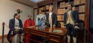 En el museo de cera Alberto Mena Caama&ntilde;o se recrea una de las reuniones donde los patriotas debat&iacute;an las ideas libertarias.