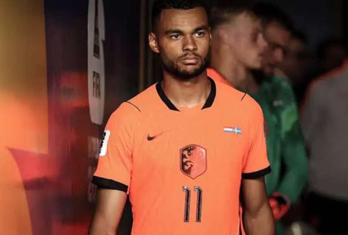 Cody Gakpo permanece concentrado con la selecci&oacute;n de Pa&iacute;ses Bajos mientras atraviesa un dif&iacute;cil momento.
