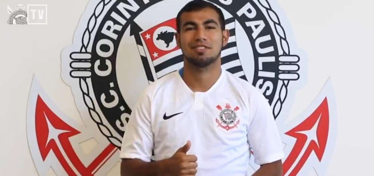 Sornoza fue el mejor del Corinthians en la derrota ante Flamengo