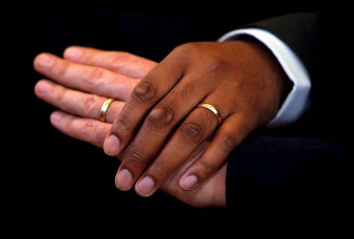 EE.UU. aprueba un proyecto de ley para proteger al matrimonio igualitario e interracial