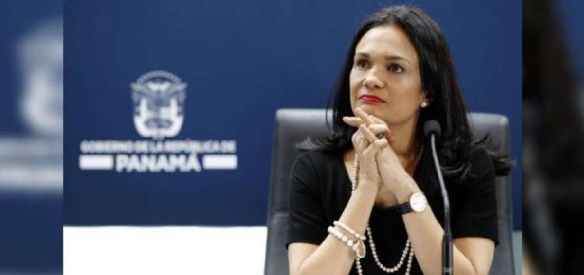 La vicepresidenta y canciller paname&ntilde;a, Isabel De Saint Malo durante una intervenci&oacute;n p&uacute;blica.