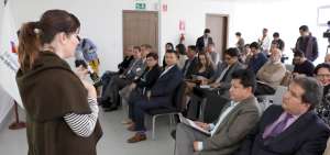 La ministra de Miner&iacute;a (e), Rebeca Illescas, se reuni&oacute; con gobernadores del pa&iacute;s para detallar la pol&iacute;tica p&uacute;blica que se aplica a este sector.