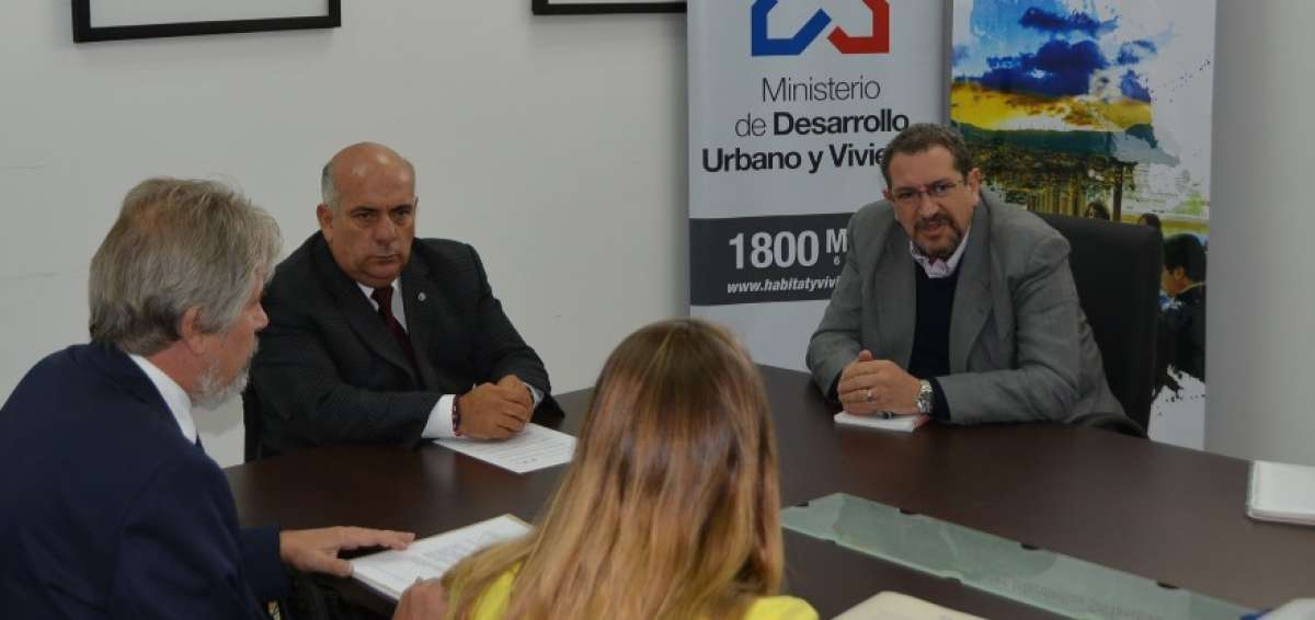 El ministro Torres mantuvo una reuni&oacute;n con las delegaciones alemanas. 