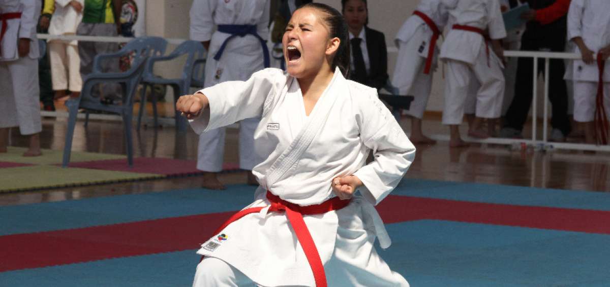 Angie D&iacute;az es una de las principales figuras del karate pichinchano. 