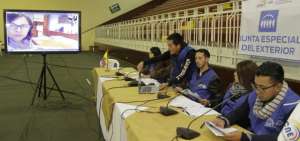 El simulacro inici&oacute; con el escrutinio de la zona electoral de Yakarta, en Indonesia, mediante una videoconferencia.