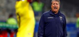 &lsquo;Con el VAR ya no s&eacute; qu&eacute; es falta y que no&rsquo;, Hern&aacute;n G&oacute;mez