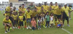 Los goles no faltaron en el duelo de descendidos