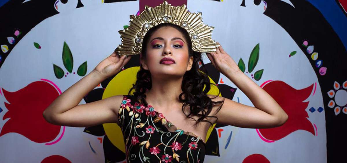 En 2010, la peruana Wendy Sulca cant&oacute; con el ecuatoriano Delf&iacute;n Quishpe y la Tigresa del Oriente "En tus tierras bailar&eacute;".