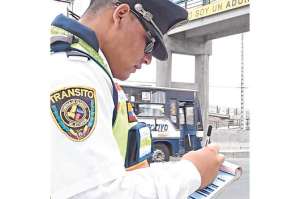 Los operativos por licencia caducada se posponen hasta pr&oacute;ximo aviso