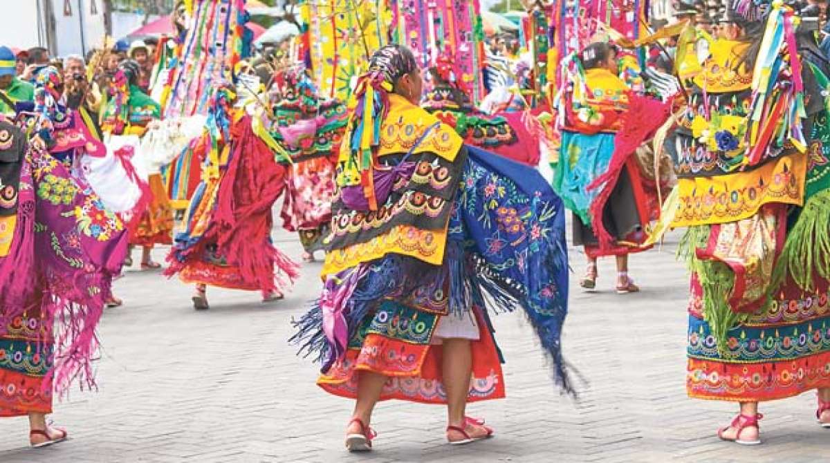 La Sociedad Intercultural del Buen Vivir es una sociedad m&aacute;s solidaria y respetuosa de las diversidades. FOTO: CORTES&Iacute;A DEL MINISTERIO DE CULTURA