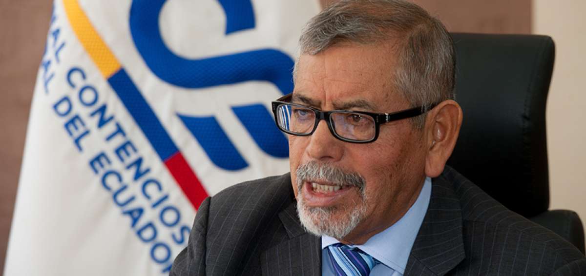 El presidente del TCE dijo que laboran a doble jornada.