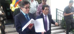 El director de Concertaci&oacute;n Nacional, C&eacute;sar Mont&uacute;far, acudi&oacute; esta ma&ntilde;ana a la Fiscal&iacute;a.