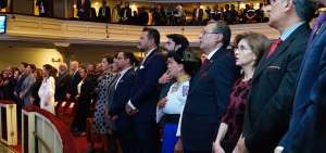El acto se inici&oacute; con la entrega de reconocimientos a ciudadanos que han hecho su aporte a la sociedad. 