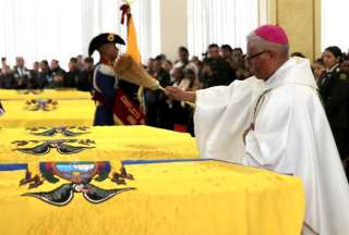 Ejército Ecuatoriano rindió homenaje con misa solemne a los 11 soldados asesinados