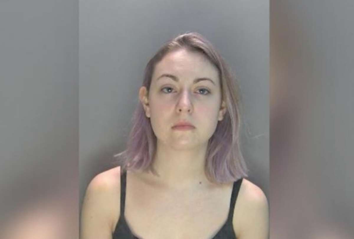 Profesora de 24 años sedujo con golosinas a un alumno de 14 para tener sexo con él