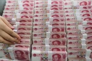 China deval&uacute;a el yuan para reactivar su econom&iacute;a