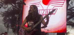 El guitarrista y fundador de Luzbel, Ra&uacute;l Fern&aacute;ndez Gre&ntilde;as, fue trasladado a una cl&iacute;nica luego del concierto, a causa de afecciones por la altura.