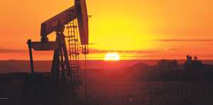El petr&oacute;leo cierra con alza de 10% en Nueva York a 42,56 d&oacute;lares