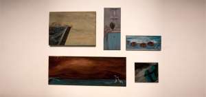 &rdquo;Aguas cerradas&rdquo; (2015)  es una serie de cuadros en peque&ntilde;o formato de la artista Lisbeth Carvajal, quien trabaja en acr&iacute;lico y grafito sobre lienzo.
