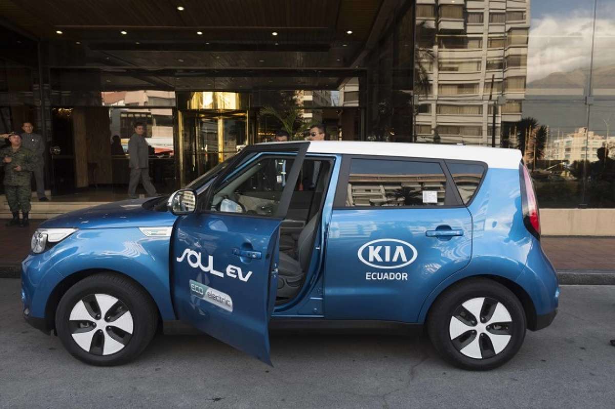 La empresa KIA mostr&oacute; un modelo el&eacute;ctrico Soul Ev que ser&iacute;a comercializado en el pa&iacute;s. Foto: John Guevara / EL TEL&Eacute;GRAFO
