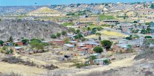 Una de las primeras obras que se har&aacute; con el pr&eacute;stamo ser&aacute; arreglar las calles del barrio 15 de Septiembre. Foto: Rodolfo P&aacute;rraga