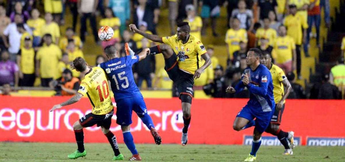 Emelec alista alineaci&oacute;n para el Cl&aacute;sico del Astillero