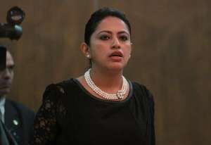 Paola Pab&oacute;n asume temporalmente secretar&iacute;a por licencia de Bonilla