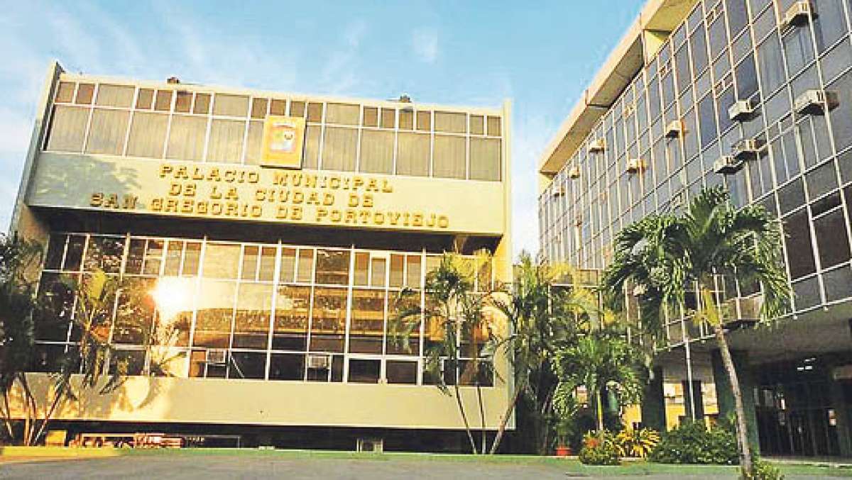En el Municipio de la capital manabita se desat&oacute; una pol&eacute;mica similar a la sucedida en Cuenca por la elecci&oacute;n del vicealcalde. Foto: Archivo / El Tel&eacute;grafo