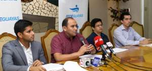 Los interventores realizaron su informe de labores en las instalaciones de la piscina ol&iacute;mpica.