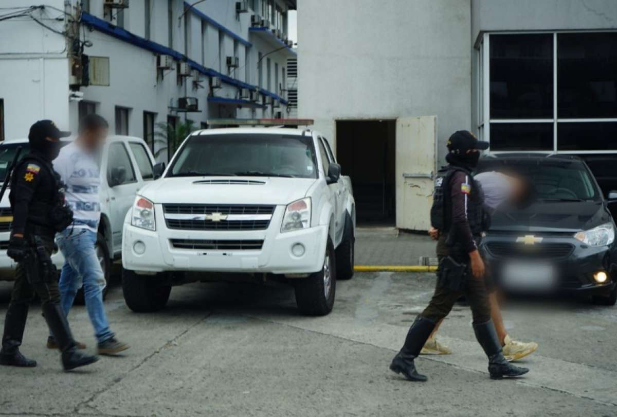 Los detenidos formaron parte de la caravana que pretendía exigir se traslade a alias 'Fito'.