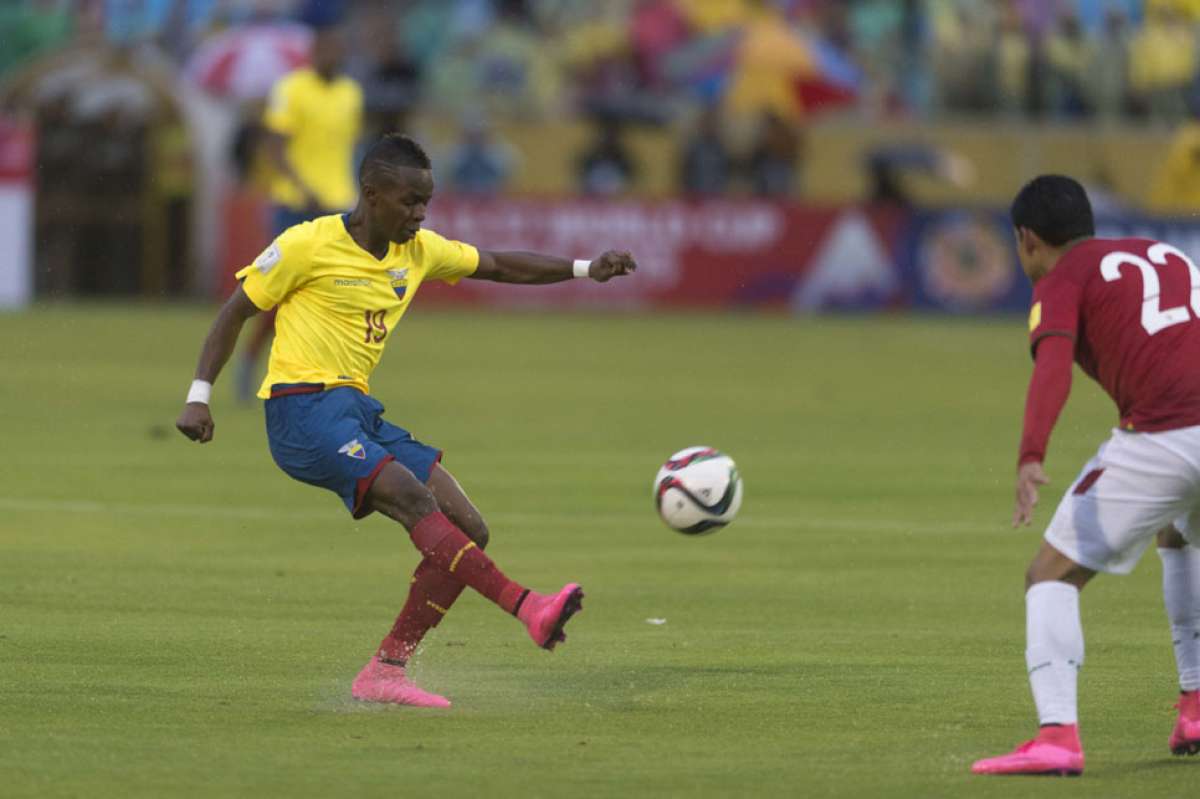 Juan Cazares durante el partido de Ecuador ante Bolivia. John Guevara / El Tel&eacute;grafo