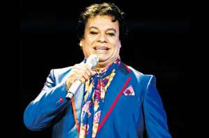 Juan Gabriel cantar&aacute; el 13 y 15 de marzo