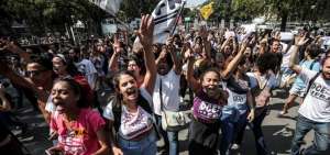 La protesta fue convocada para mostrar solidaridad frente a lo ocurrido y al mismo tiempo indignaci&oacute;n por la falta de recursos para preservar el patrimonio cultural.