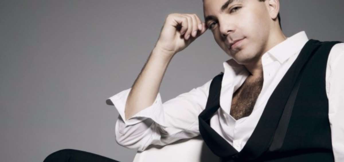 Cristian Castro estren&oacute; el videoclip de su reciente tema 'Simplemente t&uacute;'