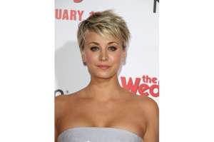 Tenista exige pensi&oacute;n alimenticia a Kaley Cuoco
